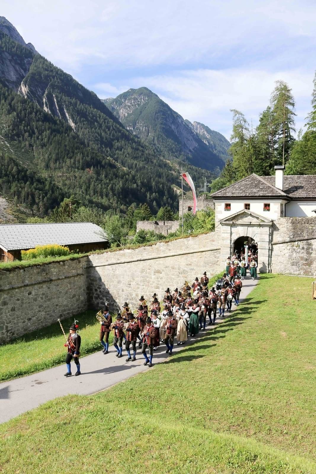 Aufmarsch am Hohen Frauentag